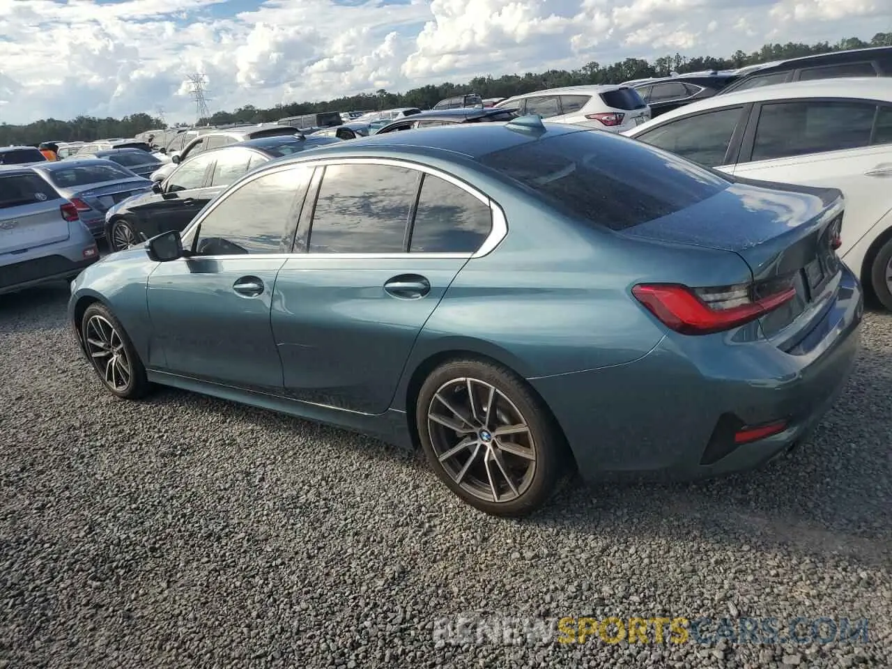 2 Photograph of a damaged car 3MW5R1J09M8B99221 BMW 3 SERIES 2021