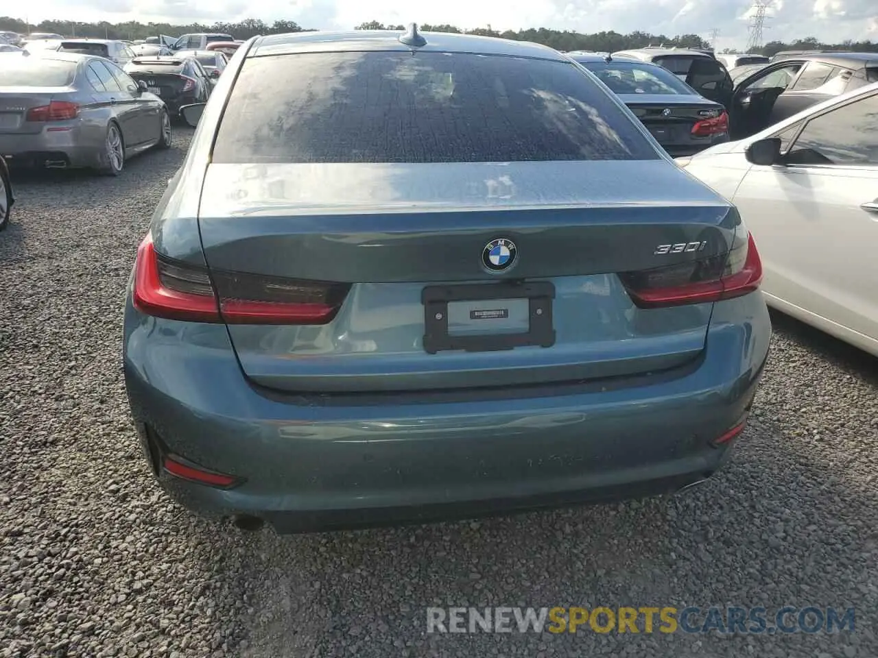 6 Photograph of a damaged car 3MW5R1J09M8B99221 BMW 3 SERIES 2021