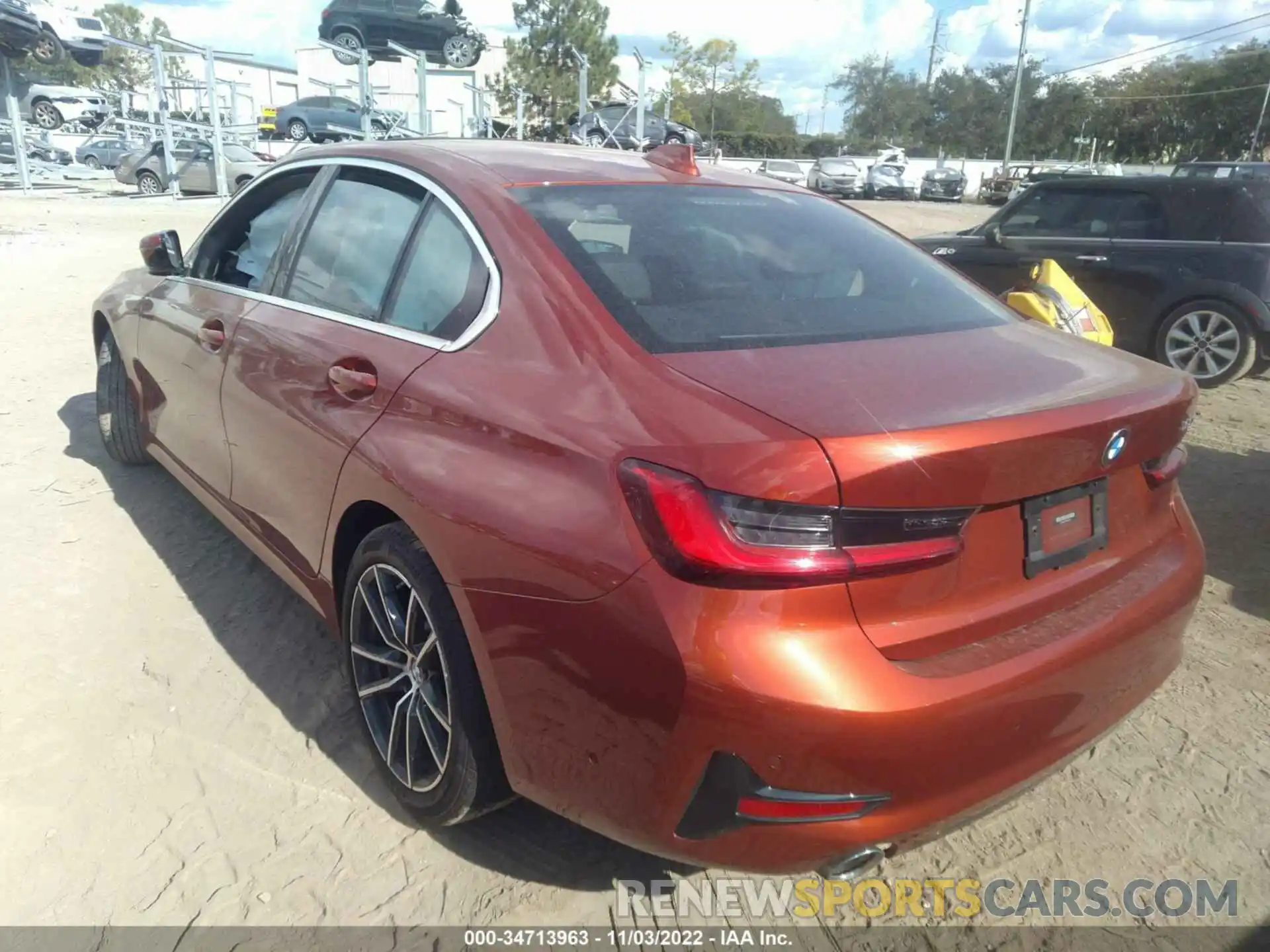 3 Photograph of a damaged car 3MW5R1J09M8C03512 BMW 3 SERIES 2021