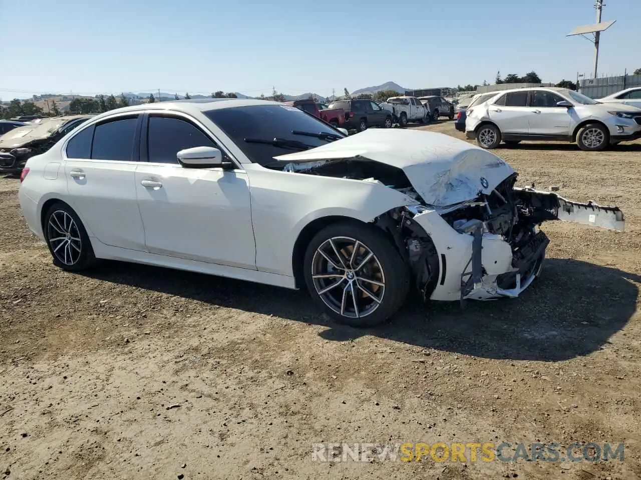 4 Photograph of a damaged car 3MW5R1J0XM8B50531 BMW 3 SERIES 2021