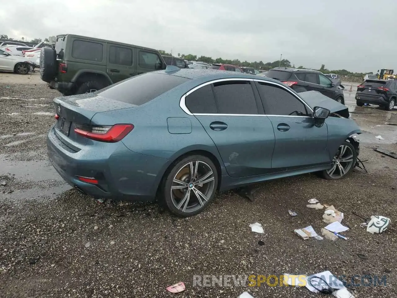 3 Photograph of a damaged car 3MW5R1J0XM8B70715 BMW 3 SERIES 2021