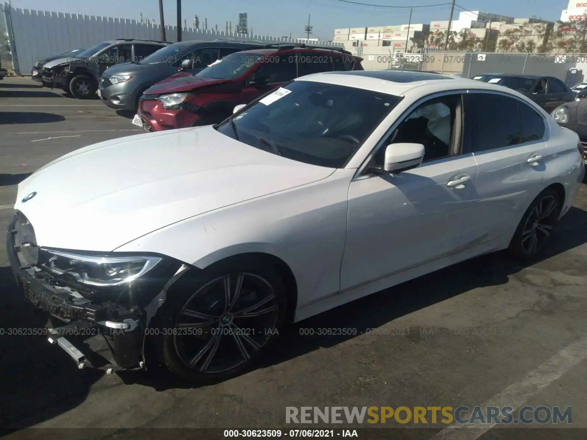 2 Photograph of a damaged car 3MW5R1J0XM8B74568 BMW 3 SERIES 2021