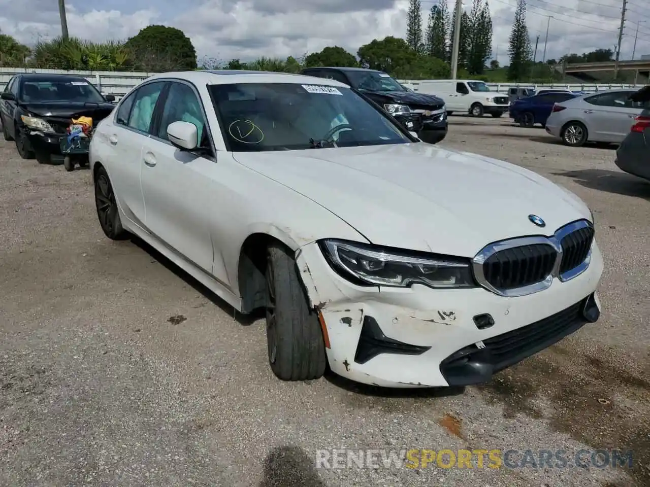 4 Photograph of a damaged car 3MW5R1J0XM8B81567 BMW 3 SERIES 2021