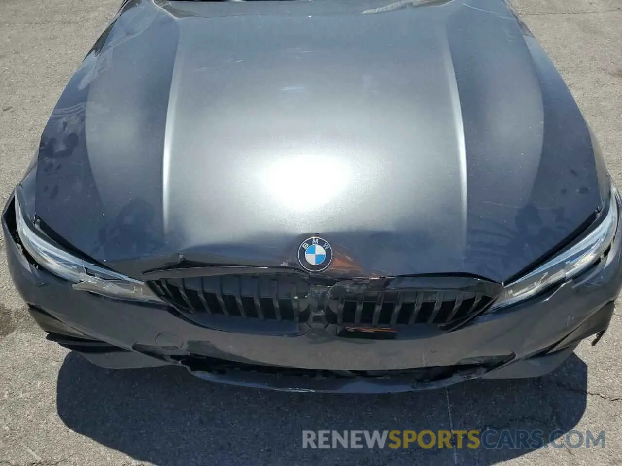 11 Photograph of a damaged car 3MW5R1J0XM8B95808 BMW 3 SERIES 2021