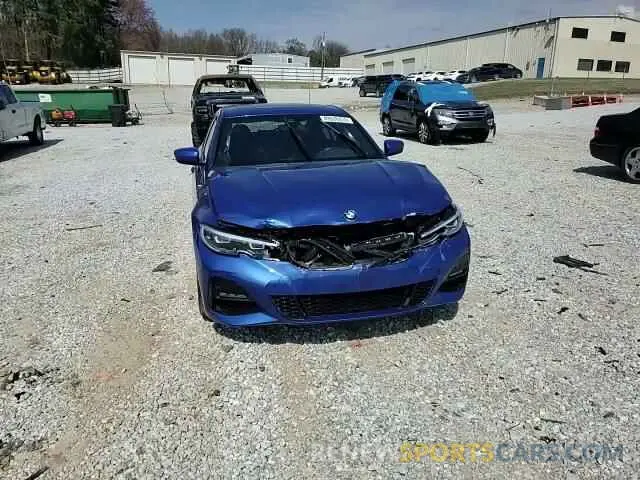 11 Photograph of a damaged car 3MW5R1J0XM8C03213 BMW 3 SERIES 2021