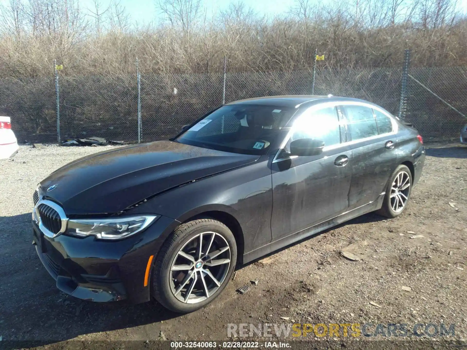 2 Photograph of a damaged car 3MW5R7J00M8B63064 BMW 3 SERIES 2021