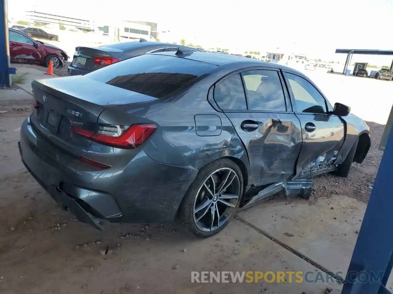 3 Photograph of a damaged car 3MW5R7J00M8B74839 BMW 3 SERIES 2021