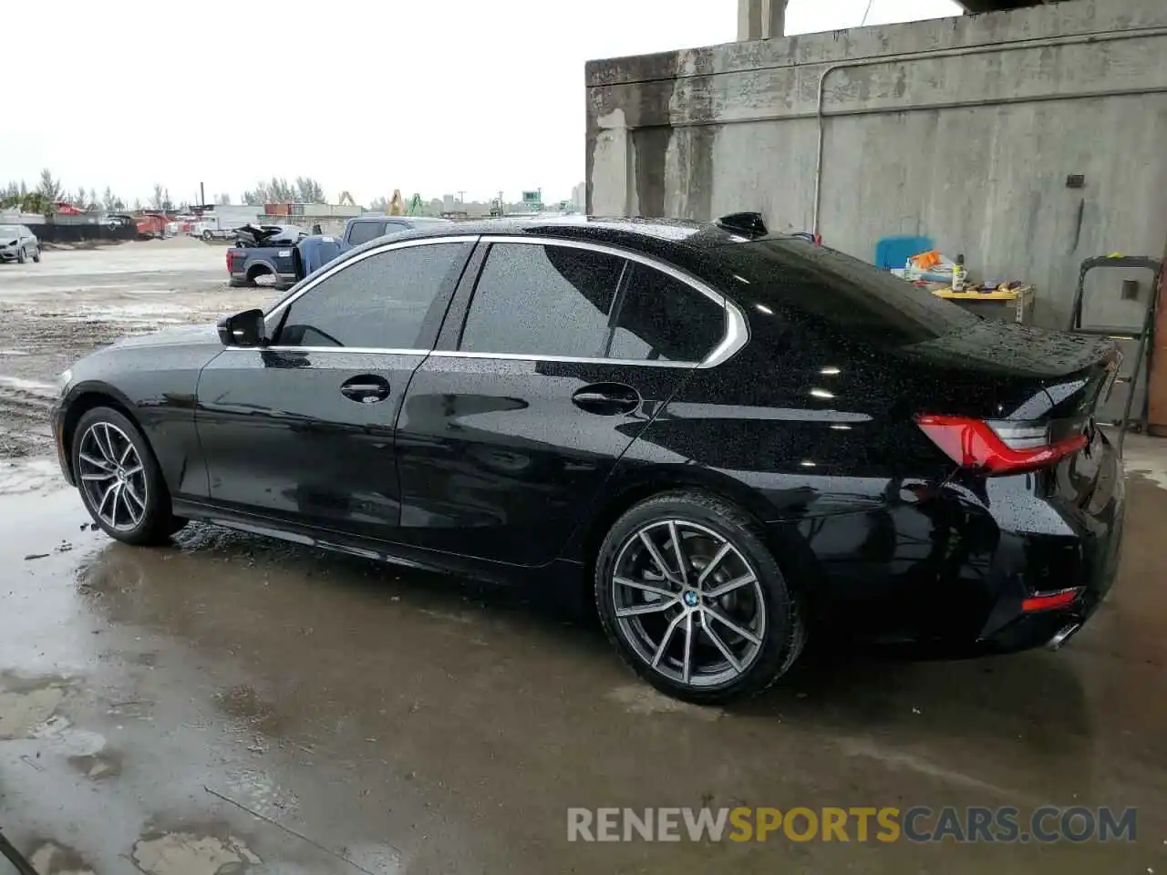 2 Photograph of a damaged car 3MW5R7J00M8B90295 BMW 3 SERIES 2021