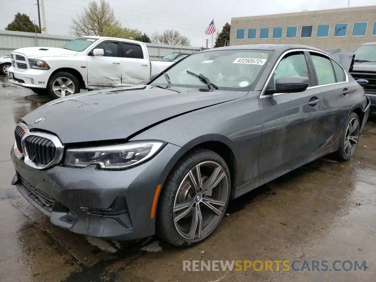 2 Photograph of a damaged car 3MW5R7J00M8C00551 BMW 3 SERIES 2021