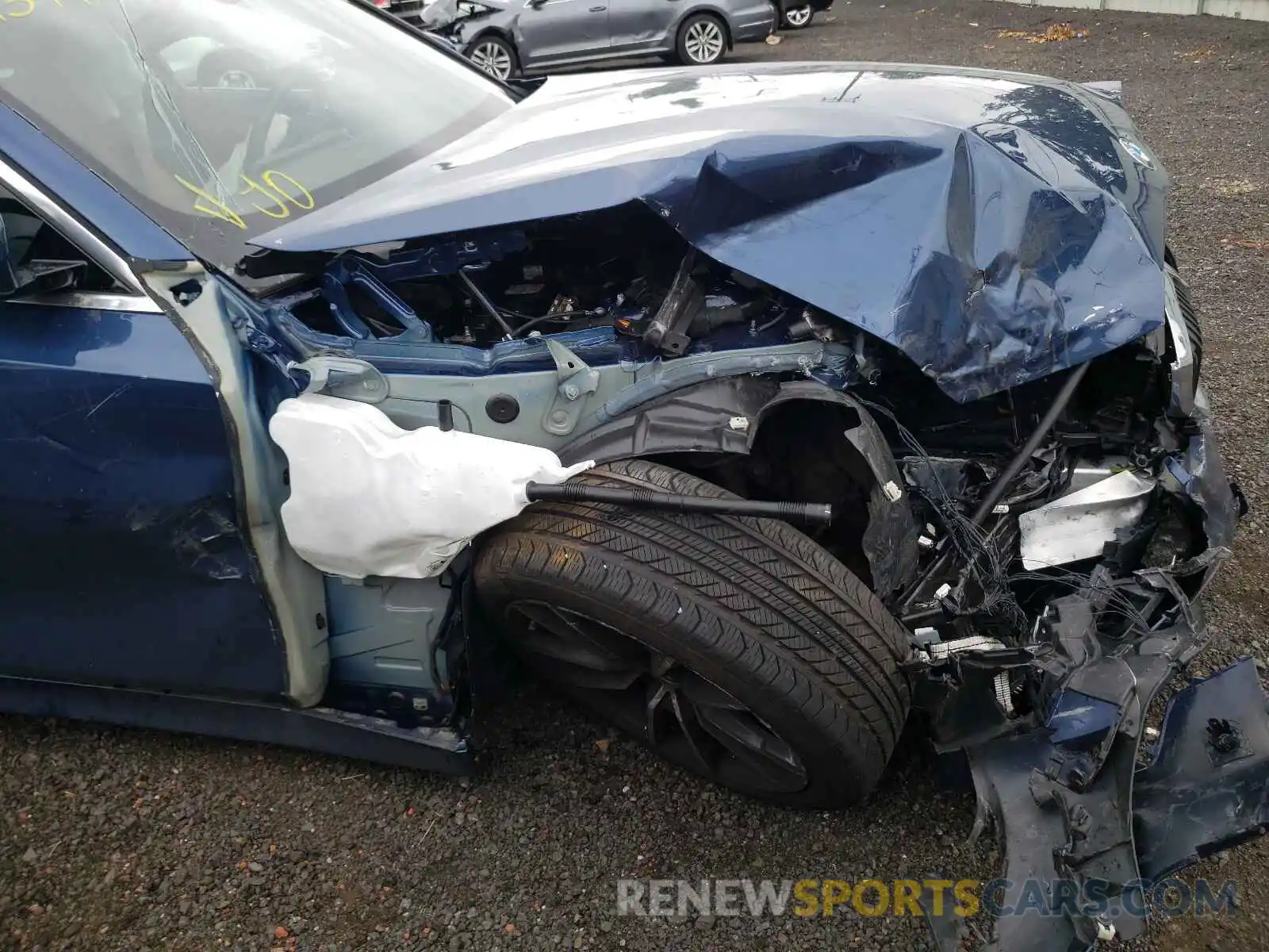 9 Photograph of a damaged car 3MW5R7J01M8B68676 BMW 3 SERIES 2021