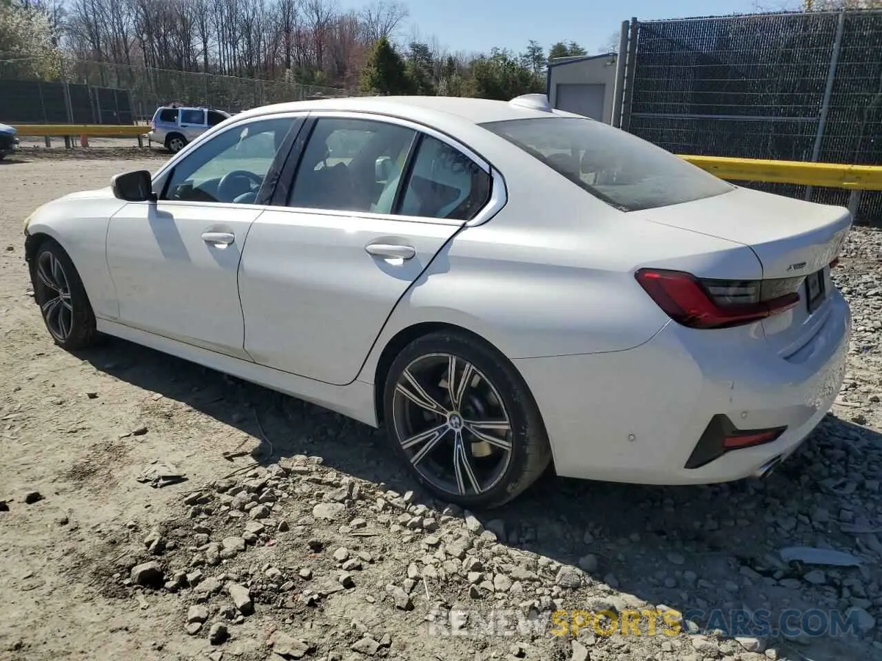 2 Photograph of a damaged car 3MW5R7J01M8B91505 BMW 3 SERIES 2021