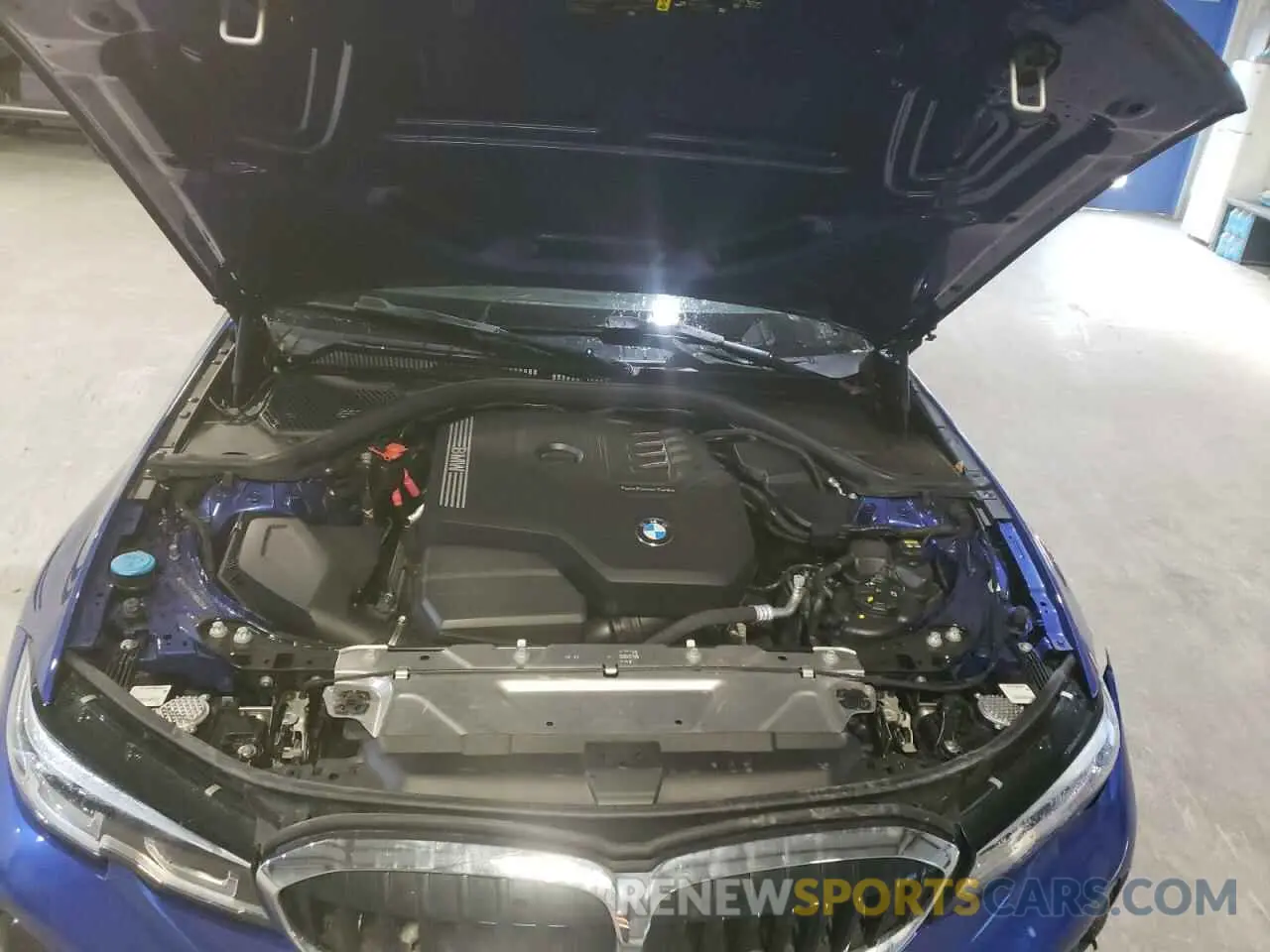 11 Photograph of a damaged car 3MW5R7J01M8B94016 BMW 3 SERIES 2021