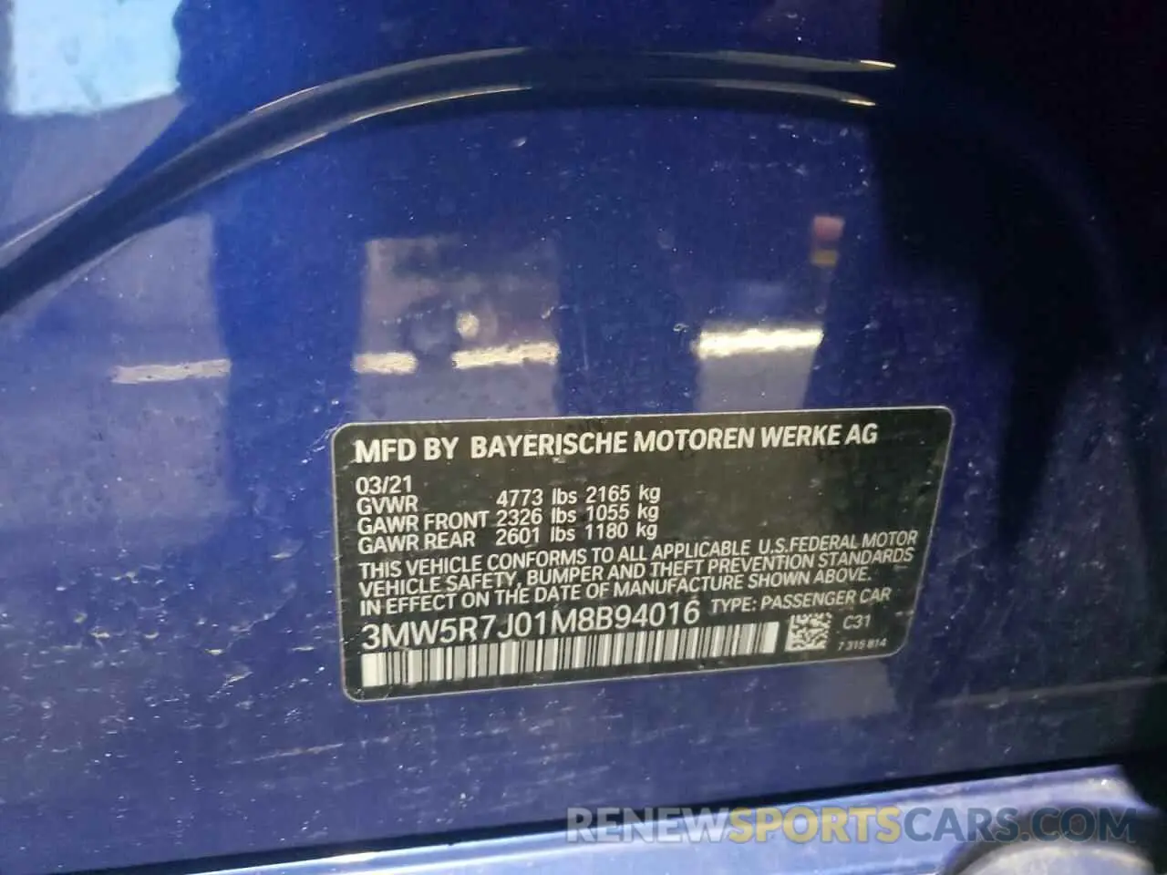 12 Photograph of a damaged car 3MW5R7J01M8B94016 BMW 3 SERIES 2021
