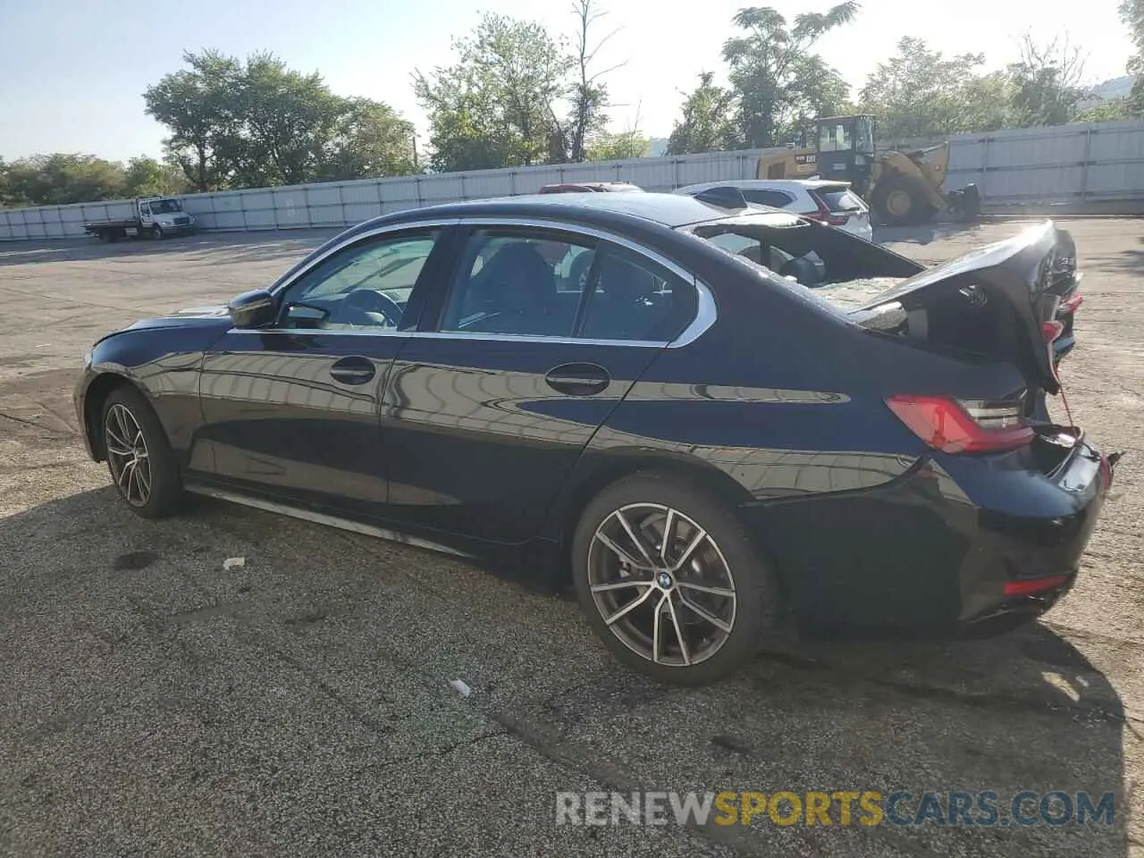 2 Photograph of a damaged car 3MW5R7J02M8B60229 BMW 3 SERIES 2021