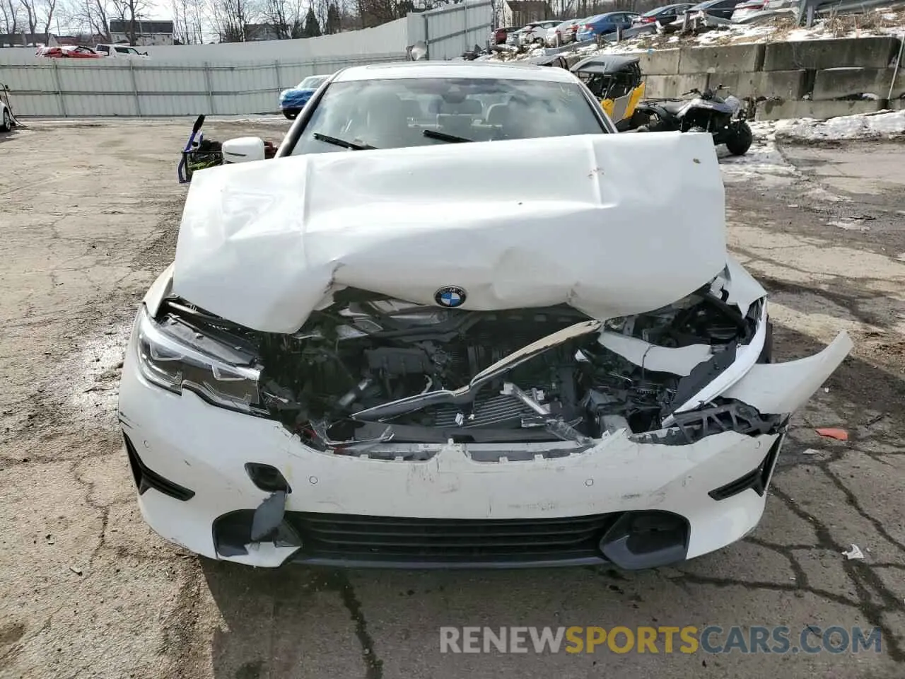 5 Photograph of a damaged car 3MW5R7J02M8B69061 BMW 3 SERIES 2021
