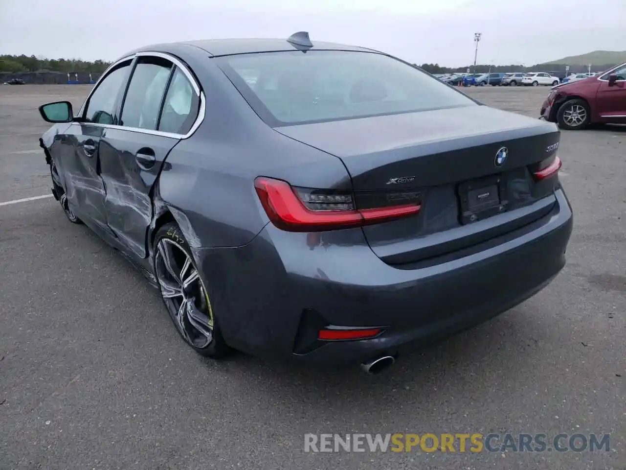 3 Photograph of a damaged car 3MW5R7J02M8B70744 BMW 3 SERIES 2021