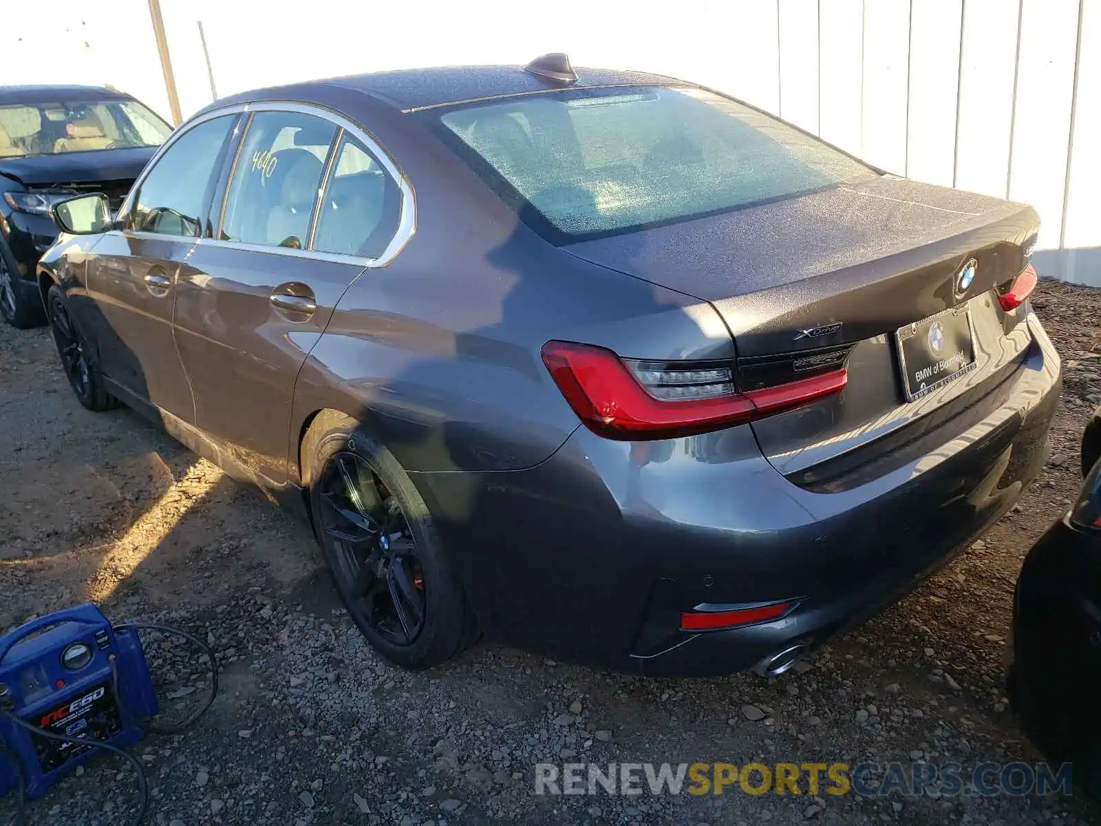 3 Photograph of a damaged car 3MW5R7J03M8B65052 BMW 3 SERIES 2021