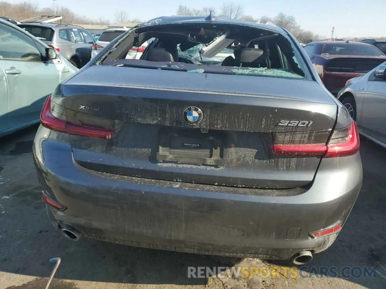 6 Photograph of a damaged car 3MW5R7J03M8B77816 BMW 3 SERIES 2021