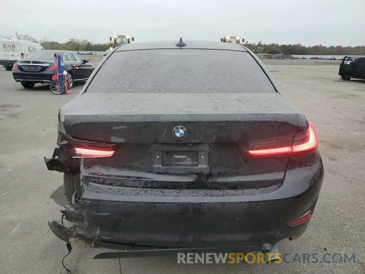 6 Photograph of a damaged car 3MW5R7J04M8B56747 BMW 3 SERIES 2021