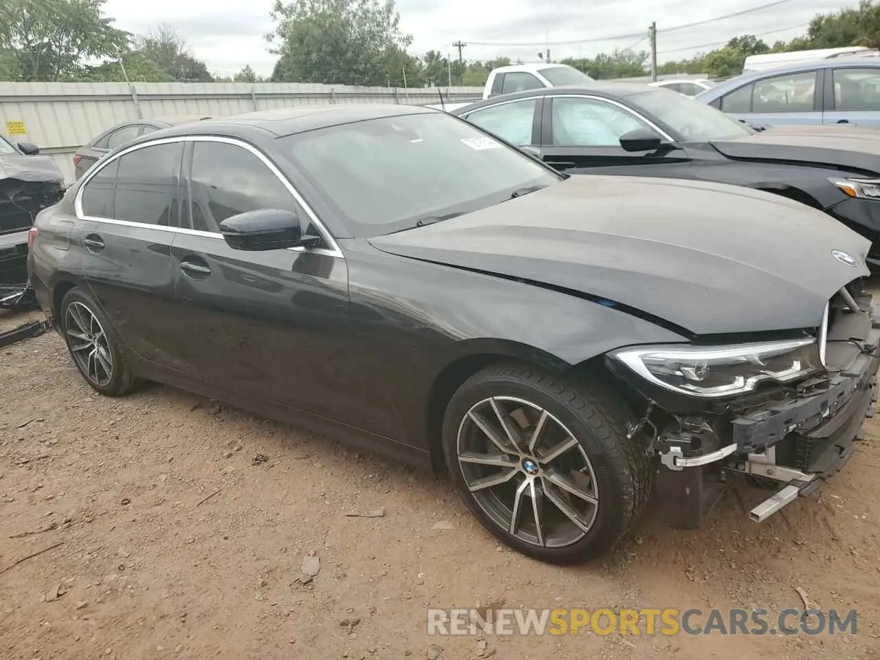 4 Photograph of a damaged car 3MW5R7J04M8B58126 BMW 3 SERIES 2021
