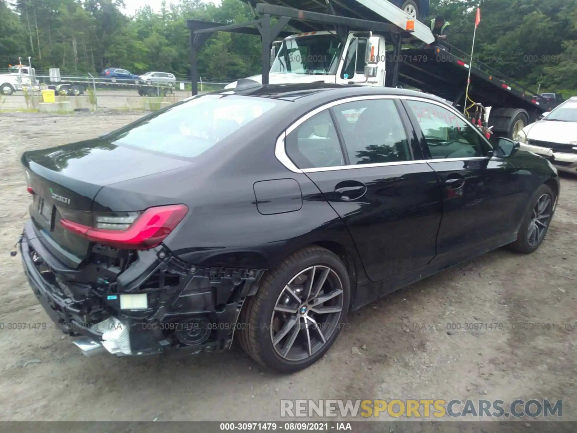 4 Photograph of a damaged car 3MW5R7J04M8C04635 BMW 3 SERIES 2021