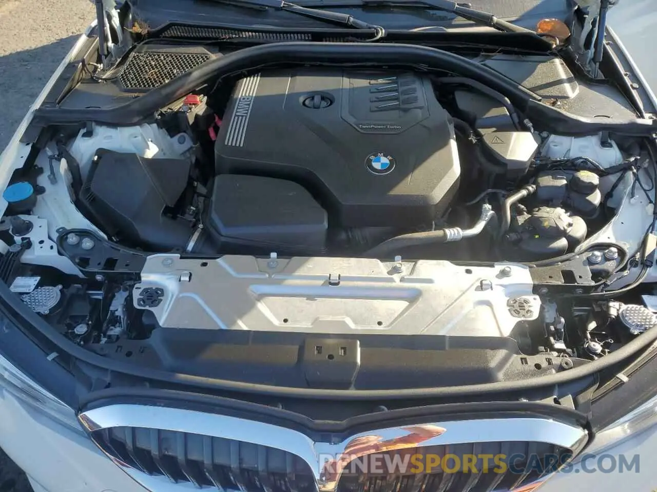 11 Photograph of a damaged car 3MW5R7J05M8B52724 BMW 3 SERIES 2021