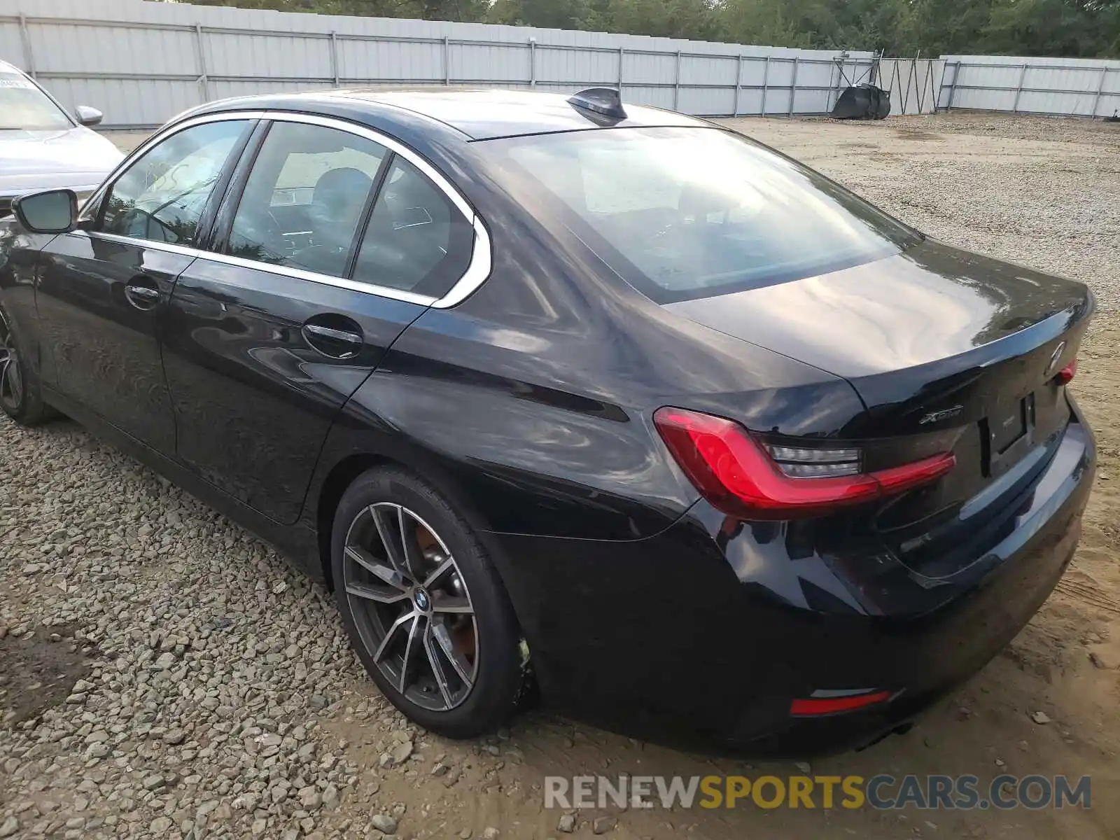 3 Photograph of a damaged car 3MW5R7J05M8B60547 BMW 3 SERIES 2021