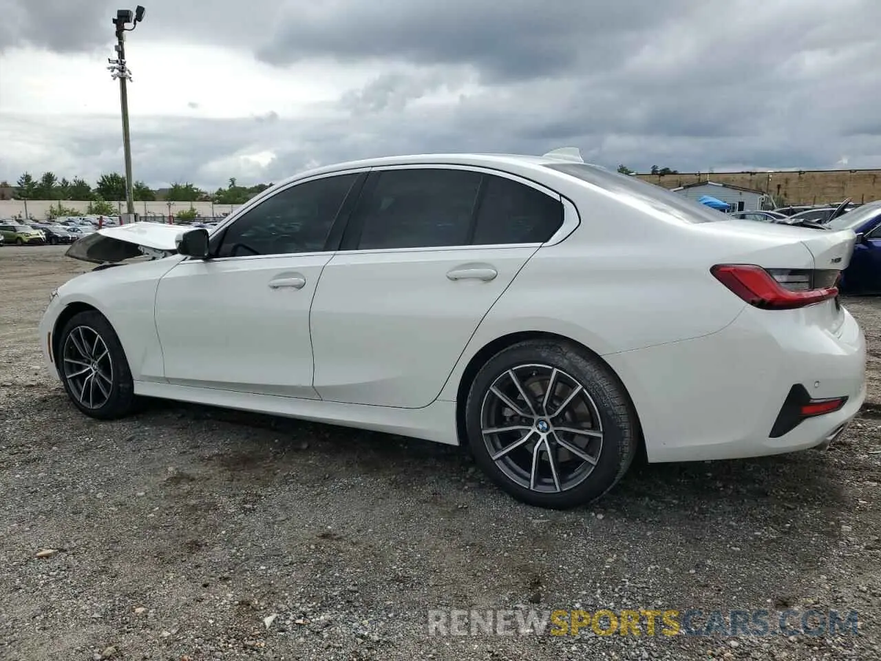 2 Photograph of a damaged car 3MW5R7J05M8B61049 BMW 3 SERIES 2021