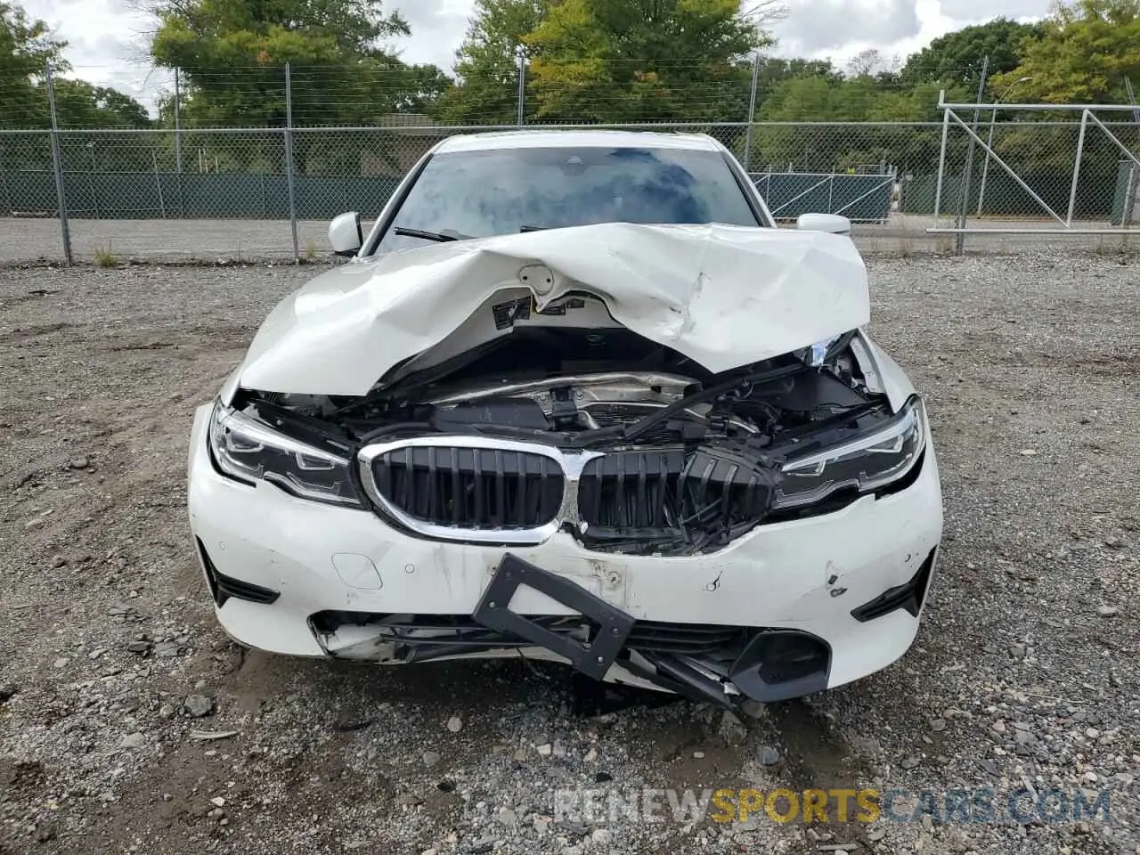5 Photograph of a damaged car 3MW5R7J05M8B61049 BMW 3 SERIES 2021