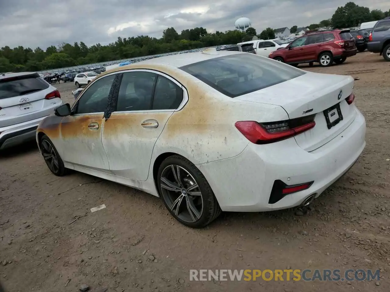 2 Photograph of a damaged car 3MW5R7J05M8B67868 BMW 3 SERIES 2021