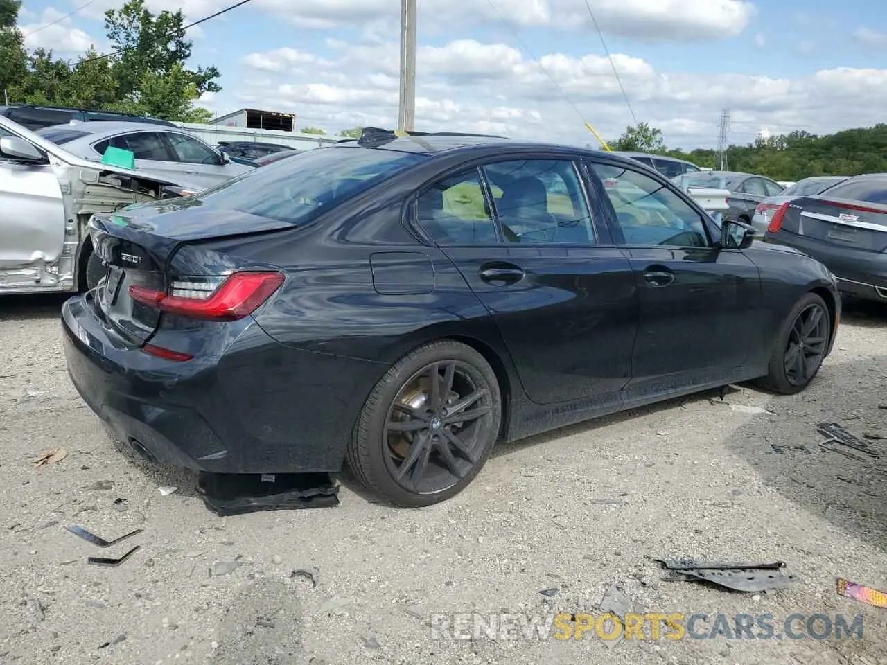 3 Photograph of a damaged car 3MW5R7J05M8B92978 BMW 3 SERIES 2021