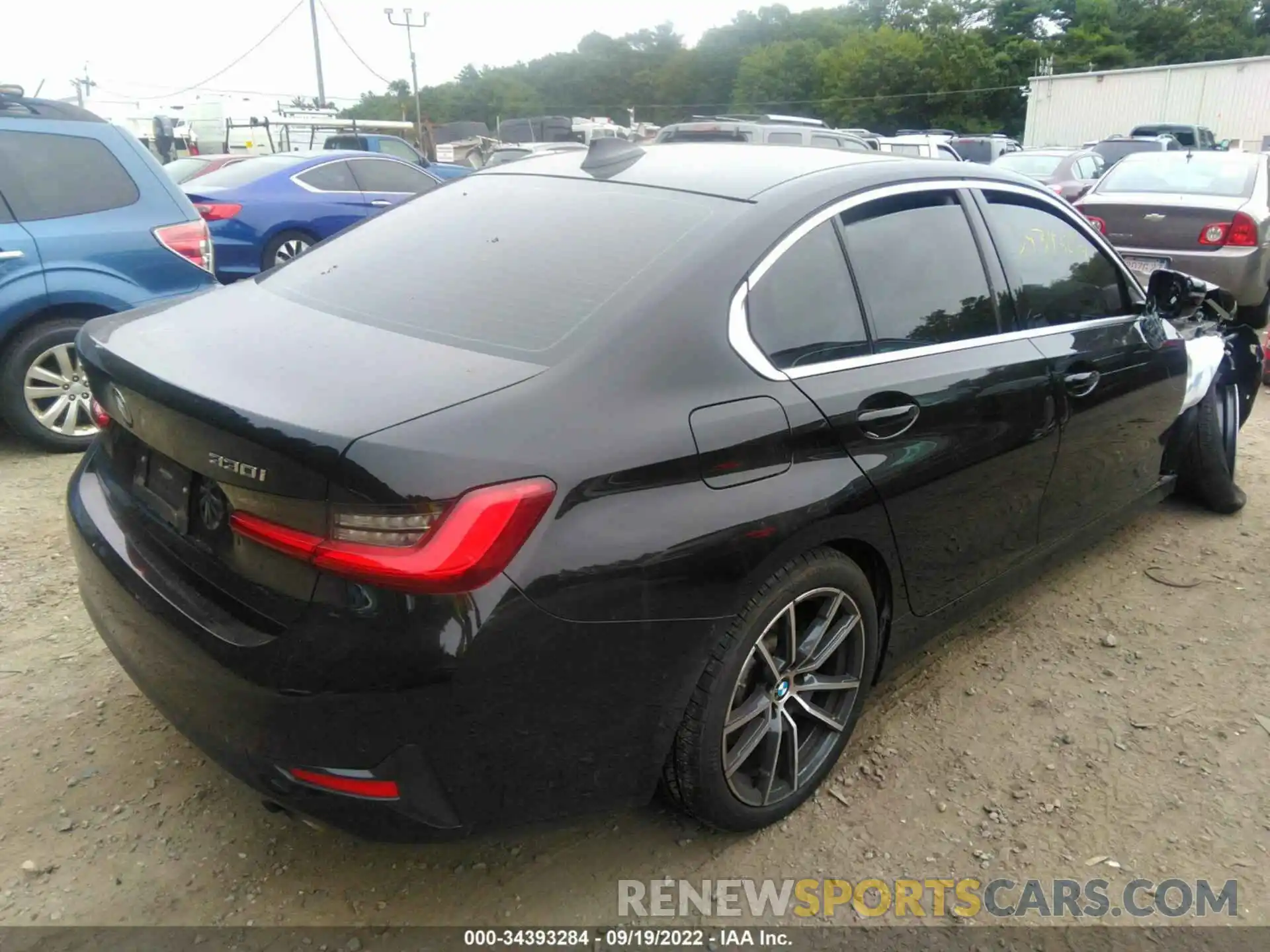 4 Photograph of a damaged car 3MW5R7J05M8C01176 BMW 3 SERIES 2021