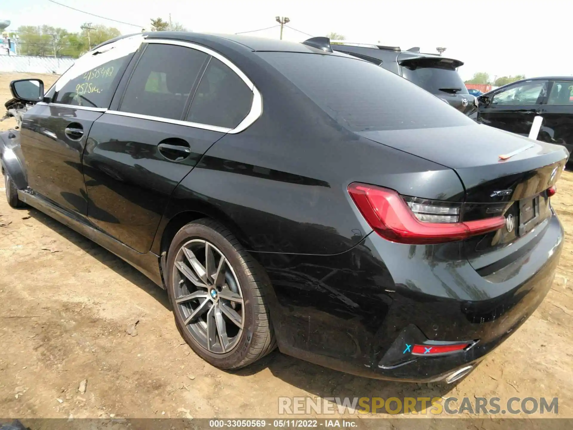 3 Photograph of a damaged car 3MW5R7J05M8C14073 BMW 3 SERIES 2021