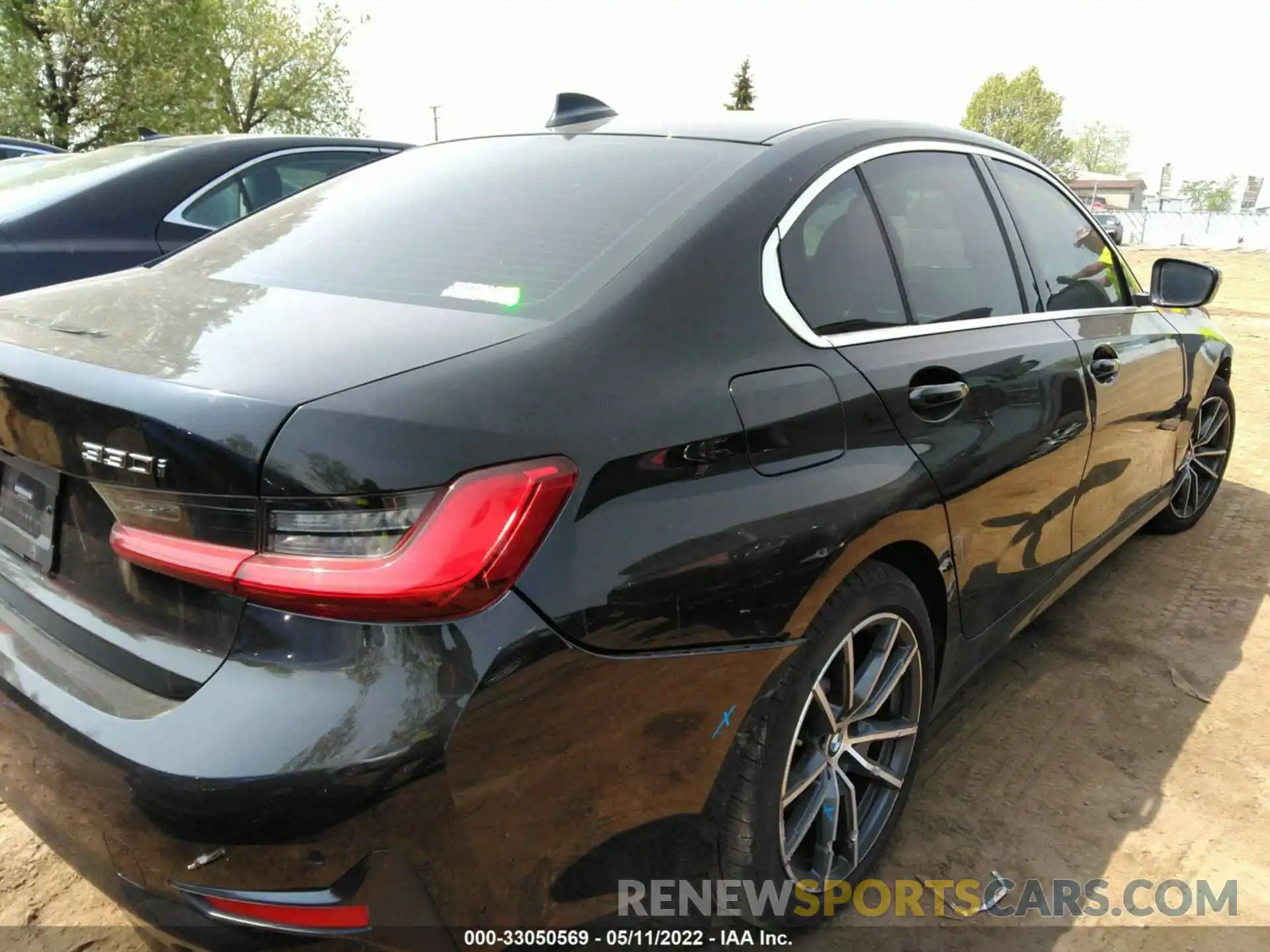 4 Photograph of a damaged car 3MW5R7J05M8C14073 BMW 3 SERIES 2021