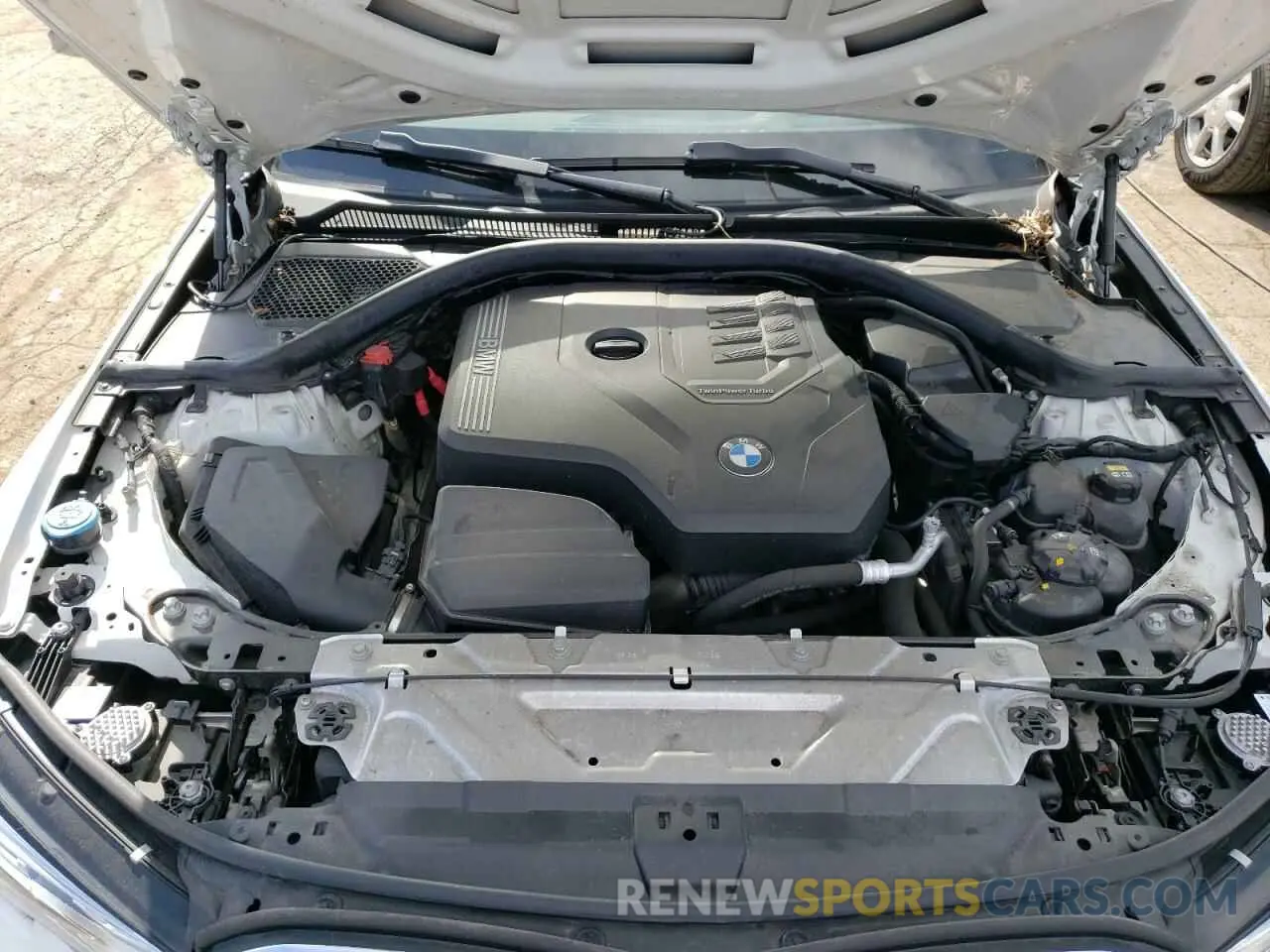 11 Photograph of a damaged car 3MW5R7J05M8C20679 BMW 3 SERIES 2021