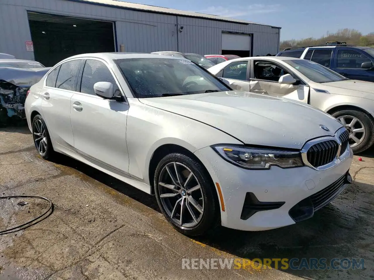 4 Photograph of a damaged car 3MW5R7J05M8C20679 BMW 3 SERIES 2021