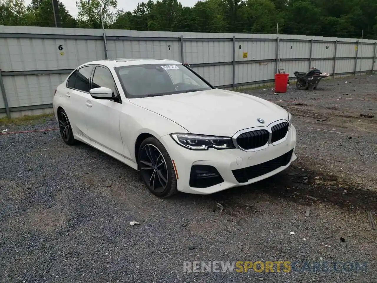 1 Photograph of a damaged car 3MW5R7J06M8C05690 BMW 3 SERIES 2021