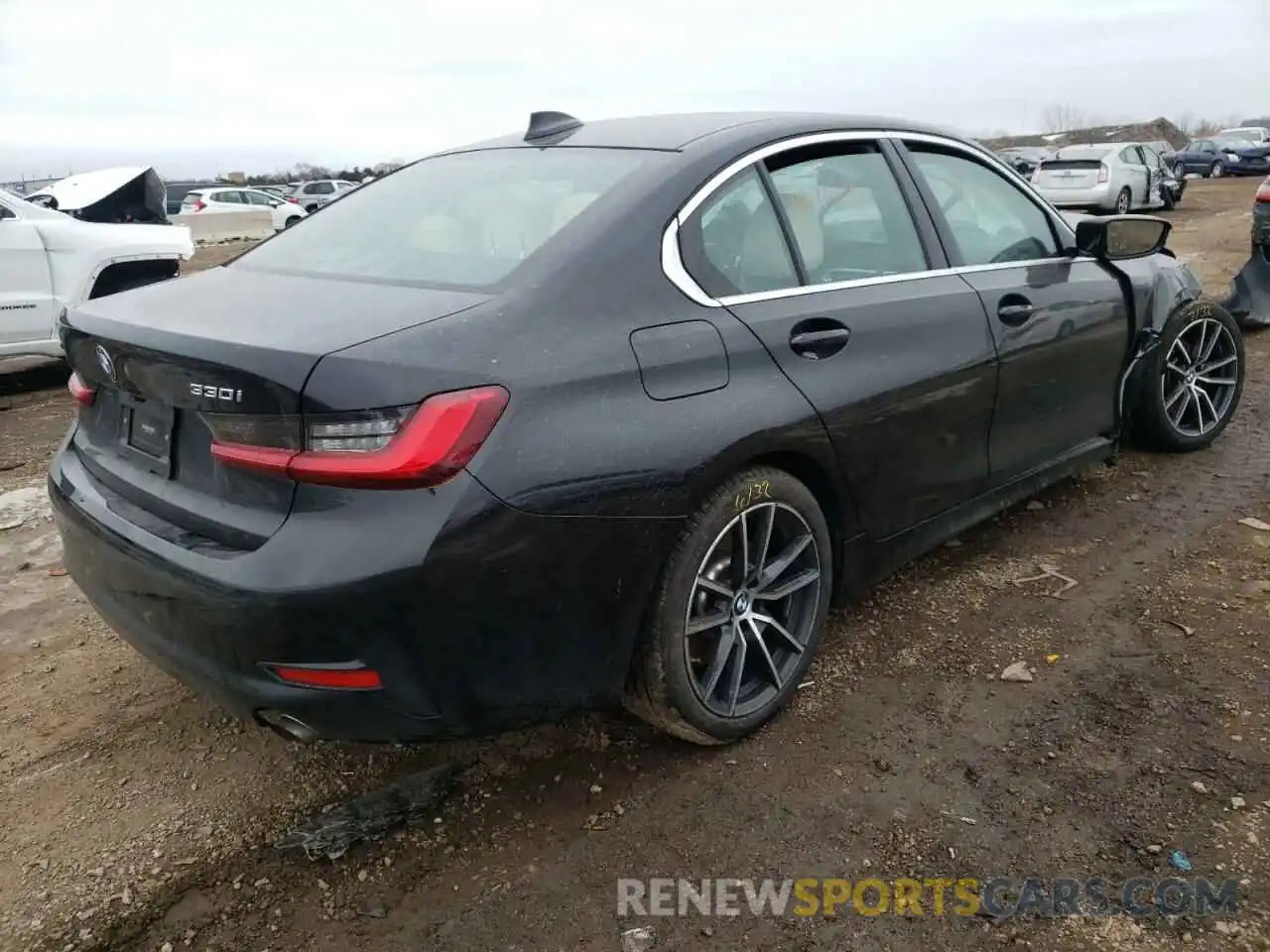 4 Photograph of a damaged car 3MW5R7J06M8C07388 BMW 3 SERIES 2021