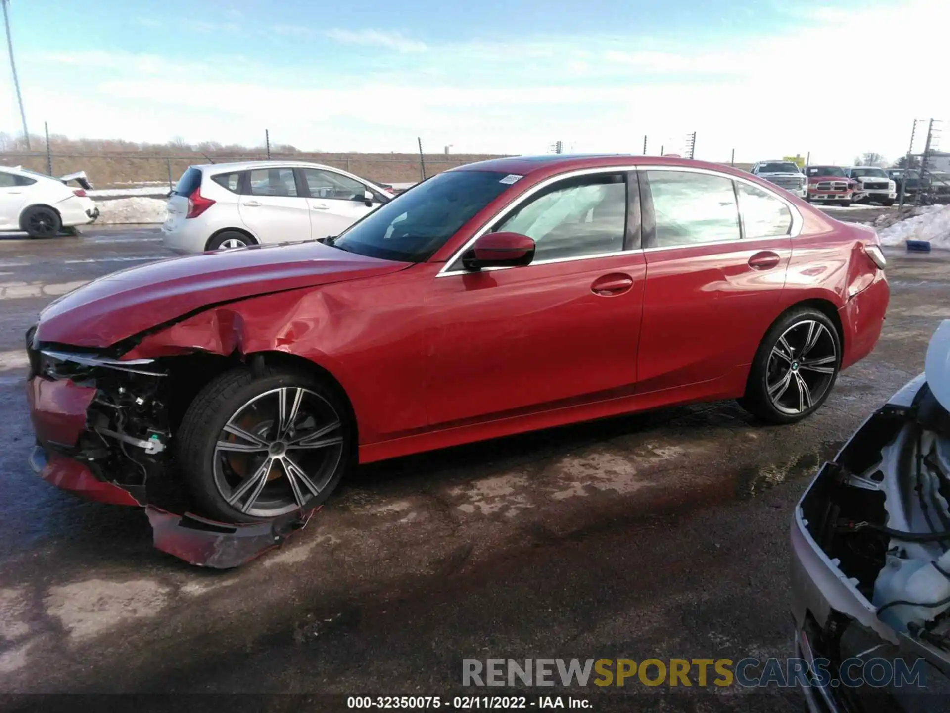 2 Photograph of a damaged car 3MW5R7J06M8C18410 BMW 3 SERIES 2021