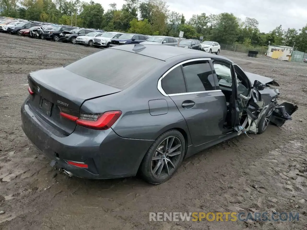 3 Photograph of a damaged car 3MW5R7J07M8B81772 BMW 3 SERIES 2021