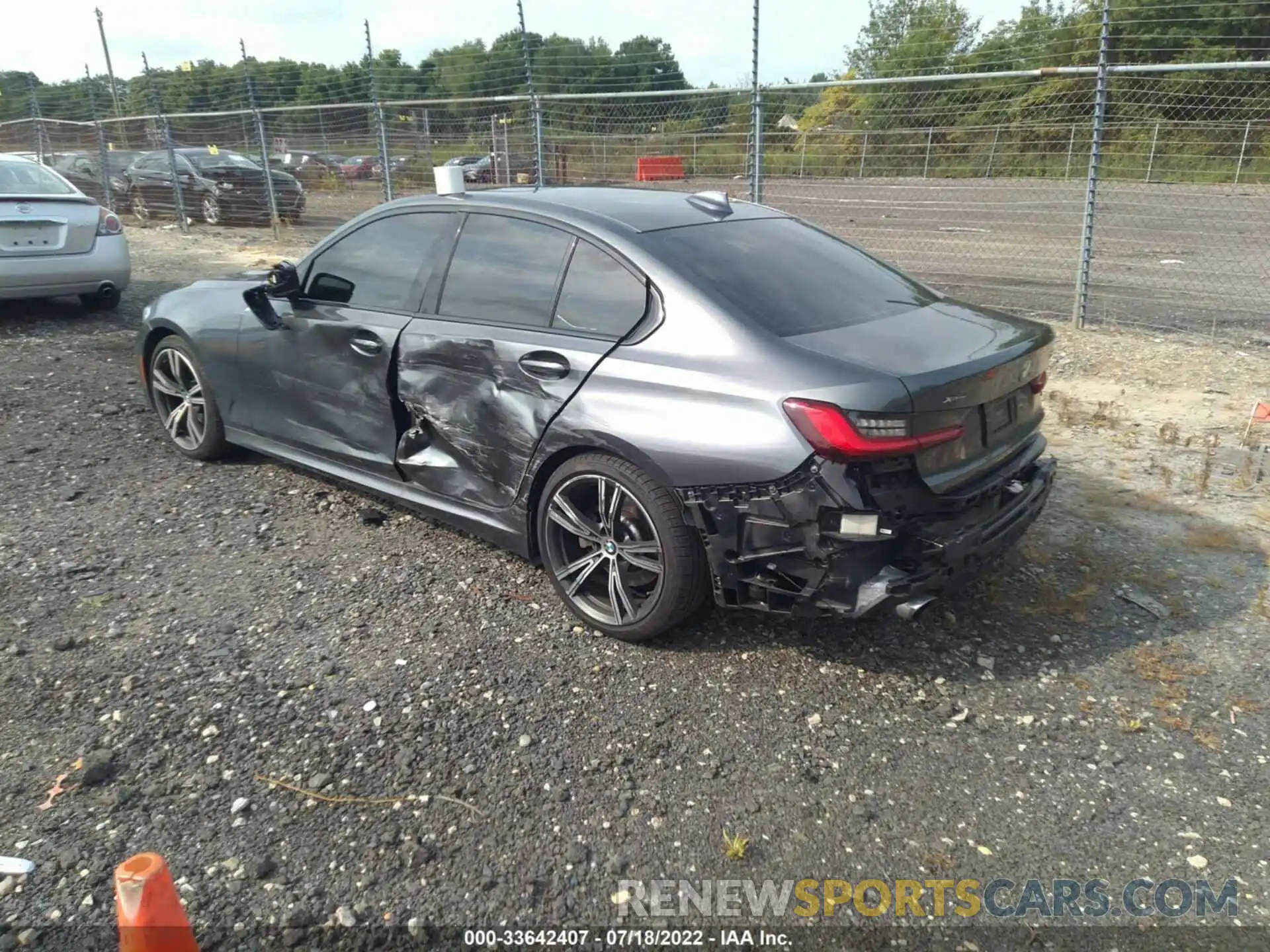 3 Photograph of a damaged car 3MW5R7J07M8C04239 BMW 3 SERIES 2021