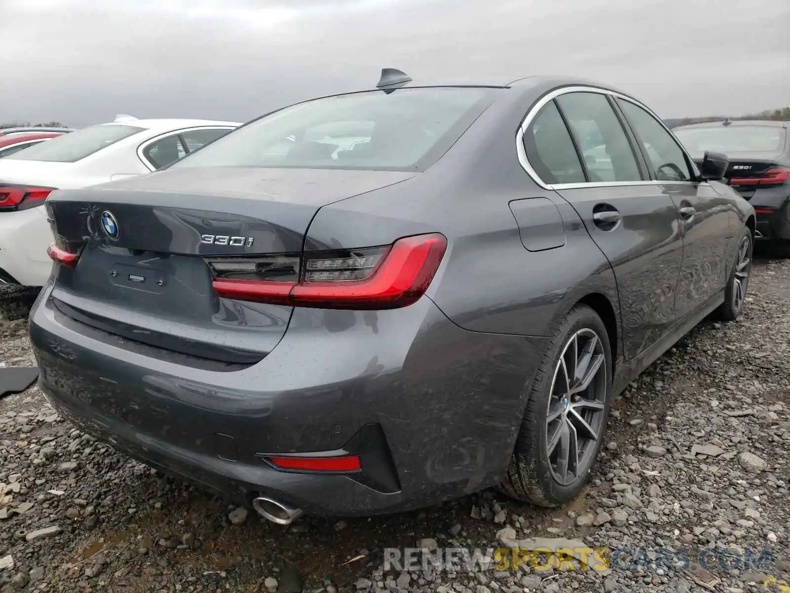 4 Photograph of a damaged car 3MW5R7J07M8C16617 BMW 3 SERIES 2021