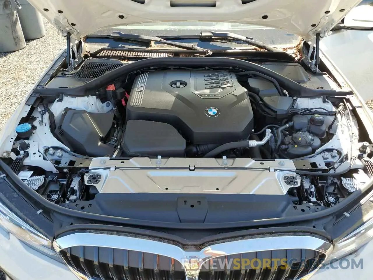 11 Photograph of a damaged car 3MW5R7J08M8B65337 BMW 3 SERIES 2021