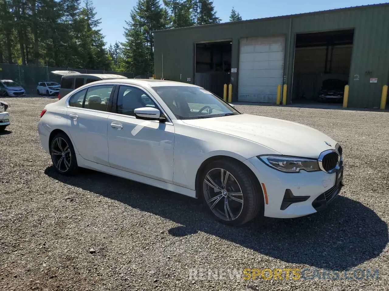 4 Photograph of a damaged car 3MW5R7J08M8B65337 BMW 3 SERIES 2021