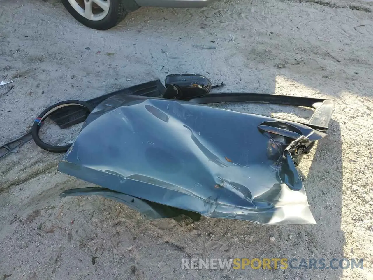 12 Photograph of a damaged car 3MW5R7J08M8B71462 BMW 3 SERIES 2021