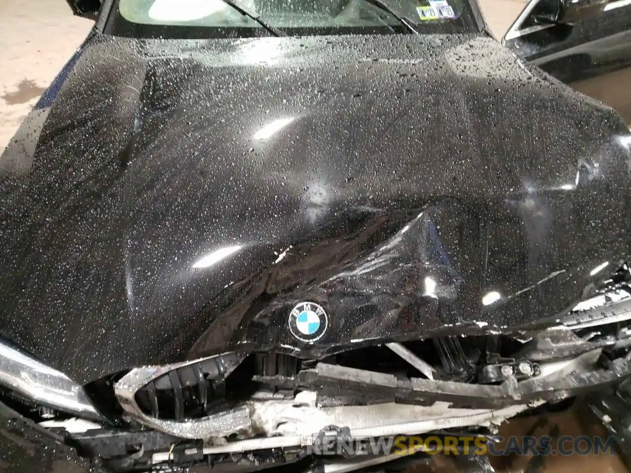 11 Photograph of a damaged car 3MW5R7J08M8B94255 BMW 3 SERIES 2021