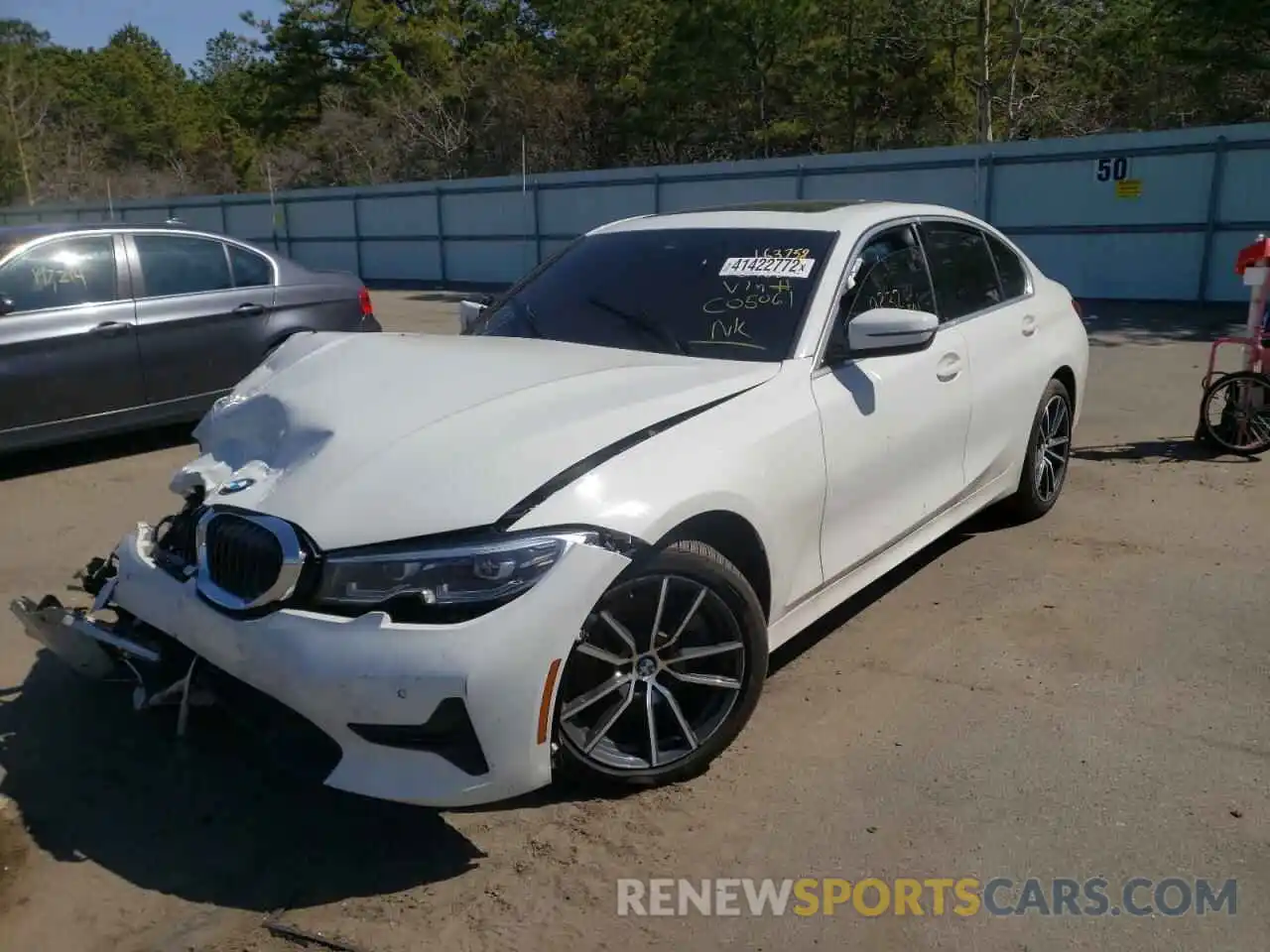 2 Photograph of a damaged car 3MW5R7J08M8C05061 BMW 3 SERIES 2021