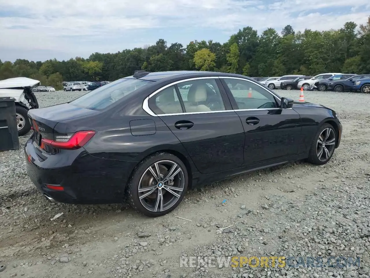 3 Photograph of a damaged car 3MW5R7J09M8B78517 BMW 3 SERIES 2021