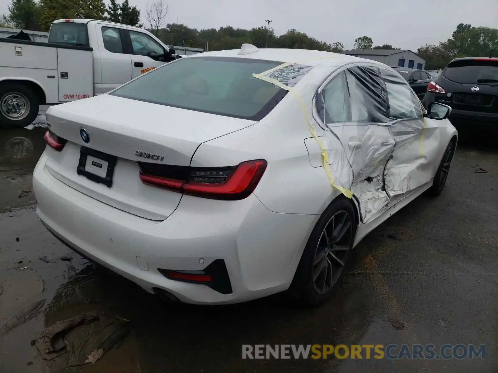 4 Photograph of a damaged car 3MW5R7J09M8B92546 BMW 3 SERIES 2021