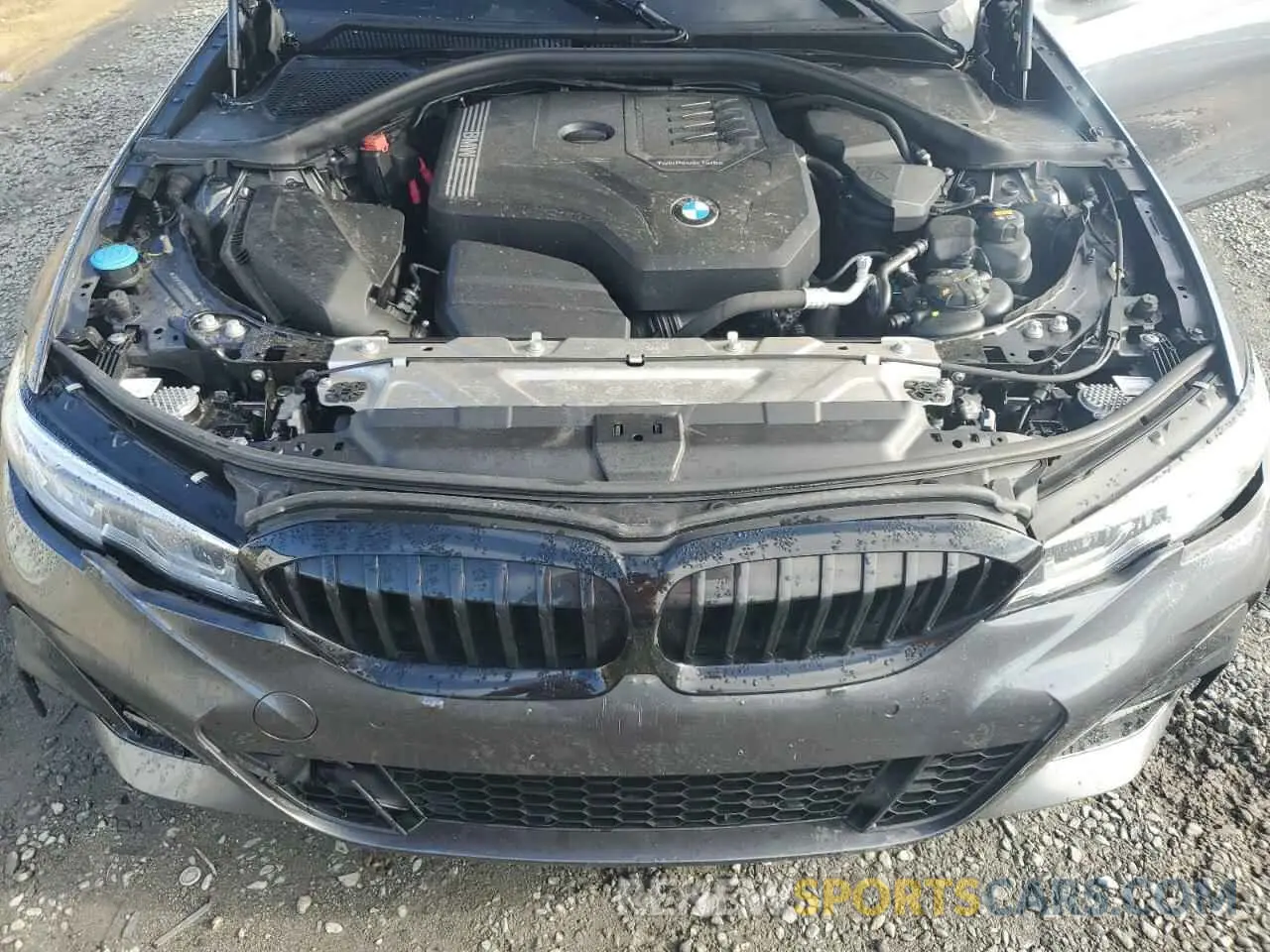 11 Photograph of a damaged car 3MW5R7J09M8B96404 BMW 3 SERIES 2021
